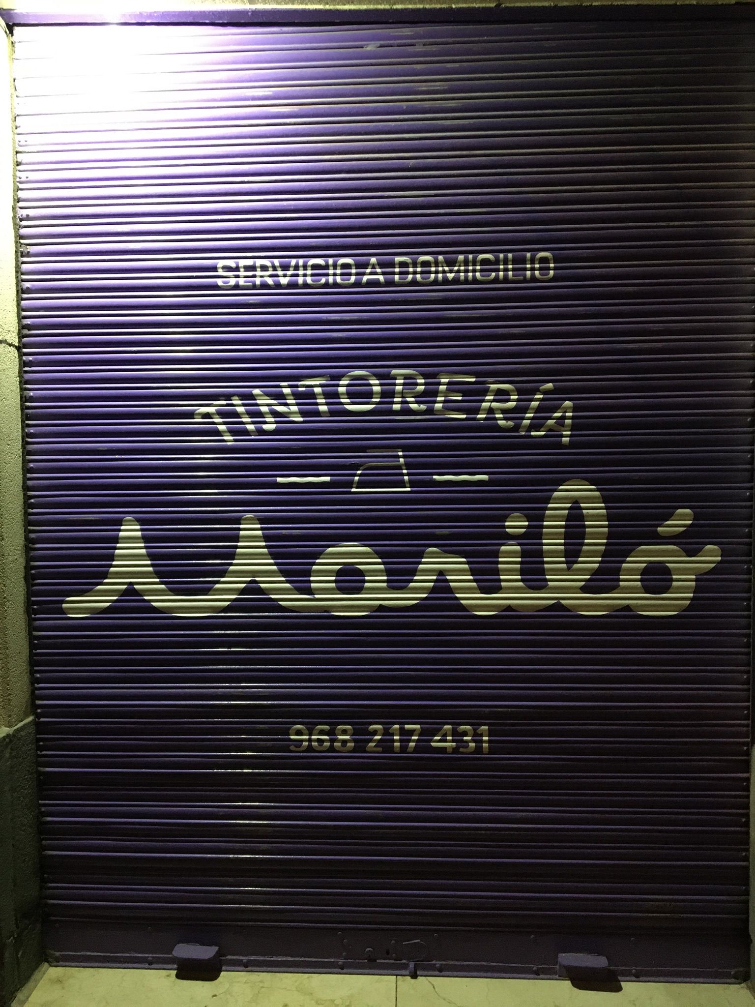 Fachada Tintorería Mariló Calle Pintor Villacis Murcia